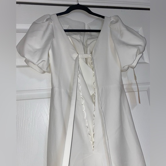 NEW WITH TAGS GORGEOUS WEDDING BRIDAL GOWN SIZE L - Picture 4 of 9